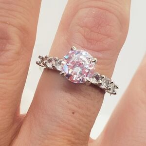 NEW Cubic Zirconia Elevated DIAMOND SHAPE Ring 8 Sterling Silver Plated